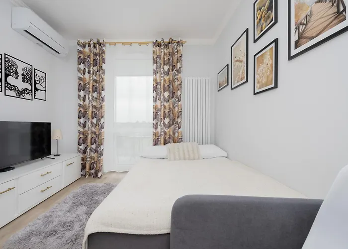 Apartmán In With Balcony & Air Condition By Renters *